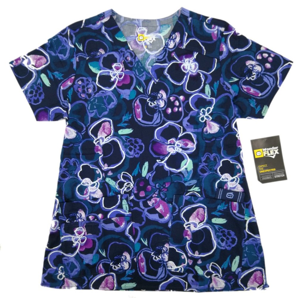 Wonderwink Scrub Top 6178-ART Artistic Gardens